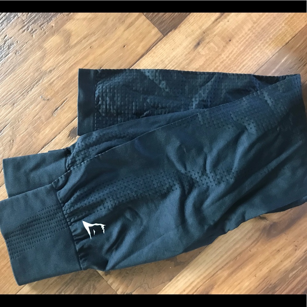Gym shark leggings. NWOT